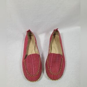 Womens BORN boho flats- Size 7